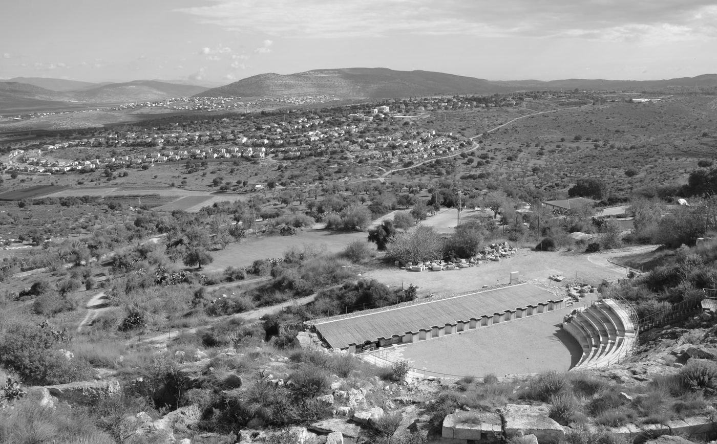 Las ruinas de Séforis, la ciudad de Herodes Antipas, con las colinas de Galilea al fondo