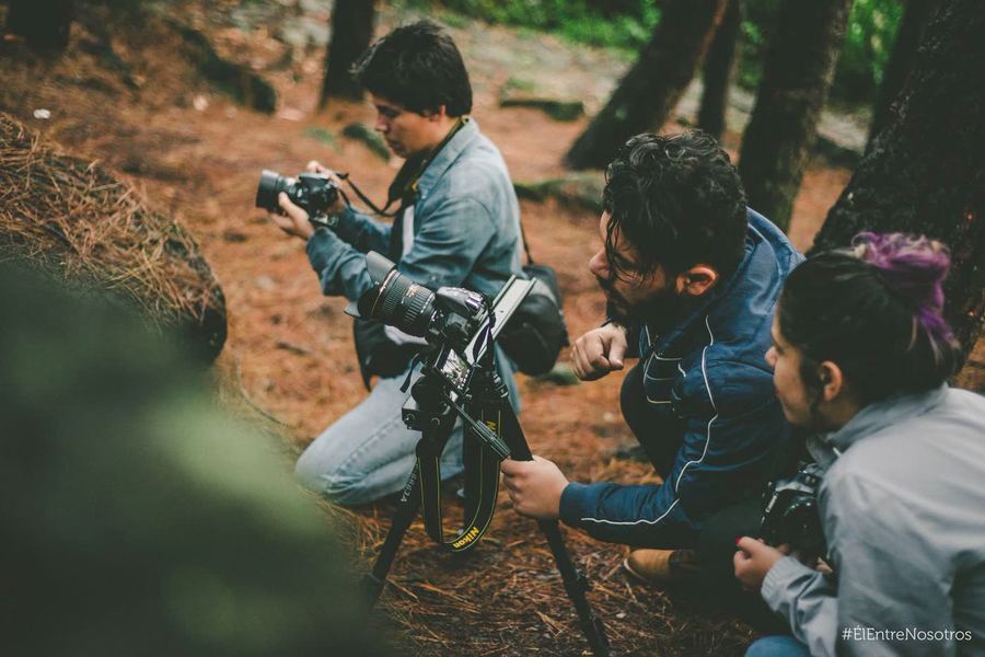 El equipo, entre los pinos